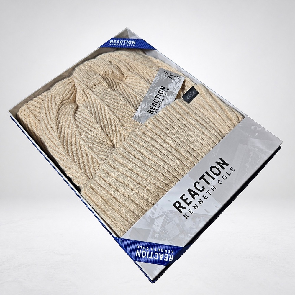 Kenneth Cole Reaction Cable Knit Beanie and Scarf Gift Set Cream New in Box